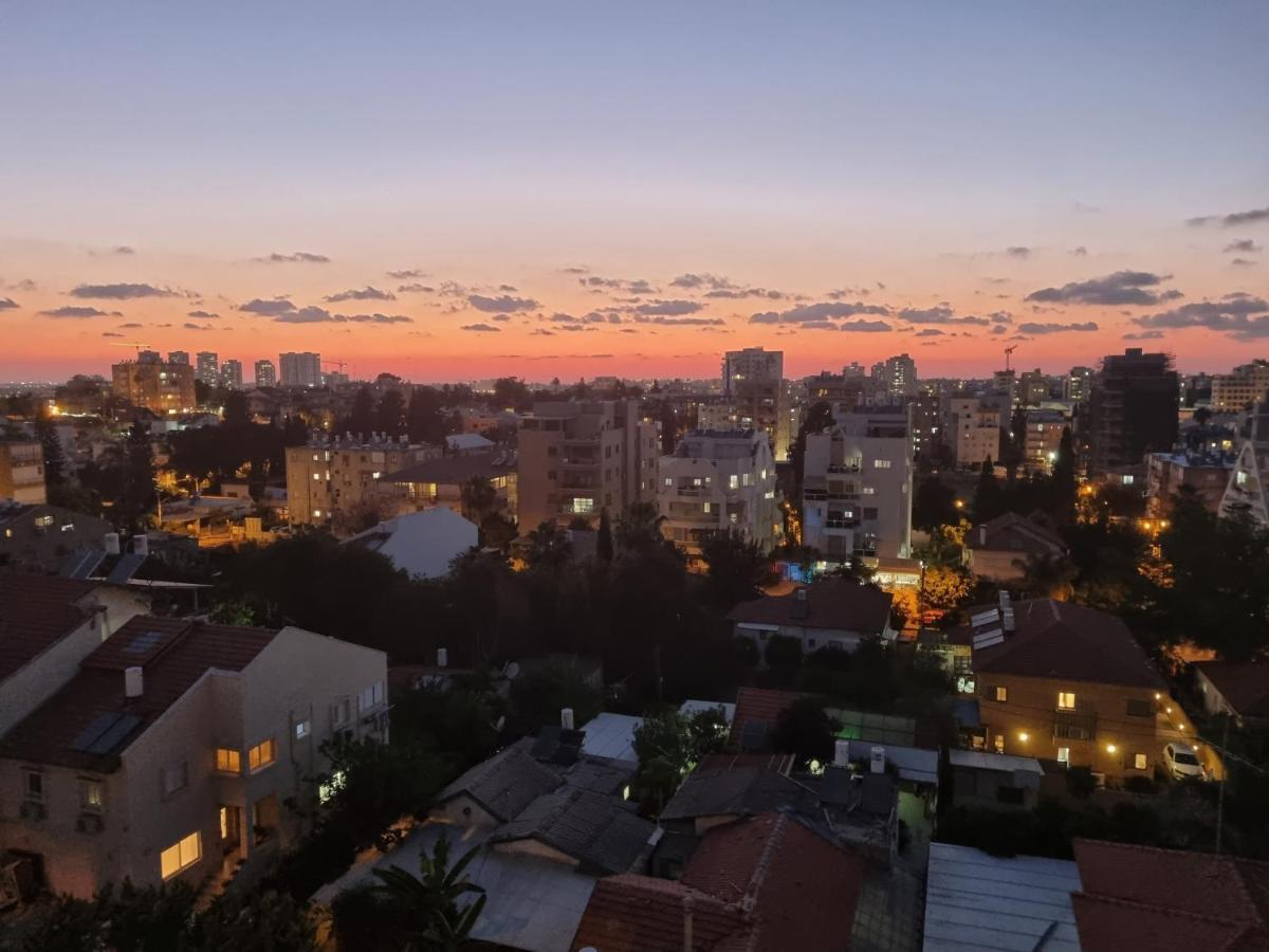 Penthouse In The City Rehovot Exterior photo