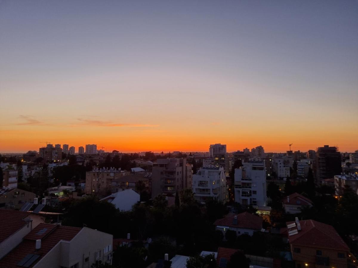 Penthouse In The City Rehovot Exterior photo