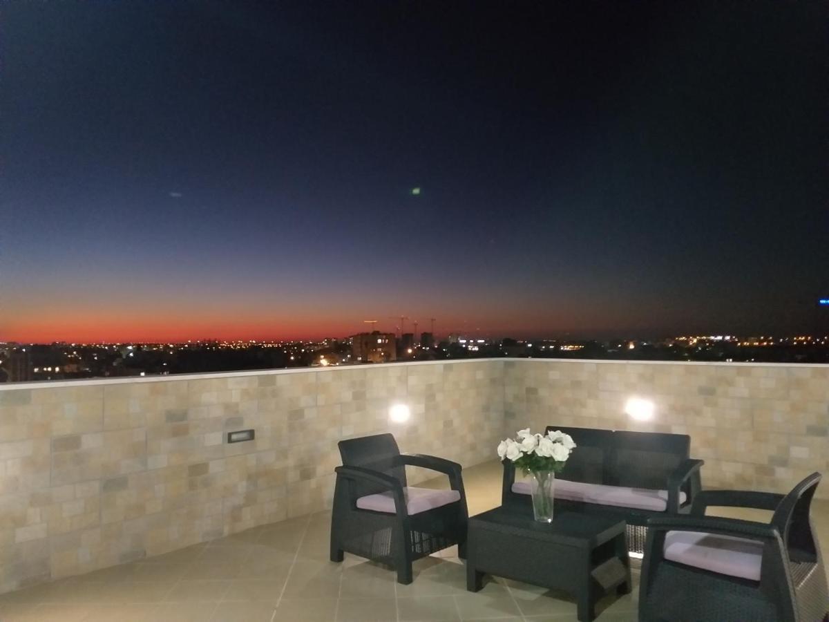 Penthouse In The City Rehovot Exterior photo
