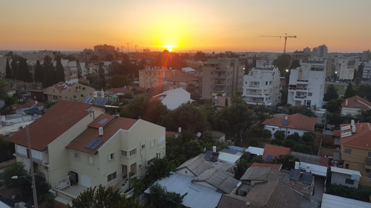 Penthouse In The City Rehovot Exterior photo